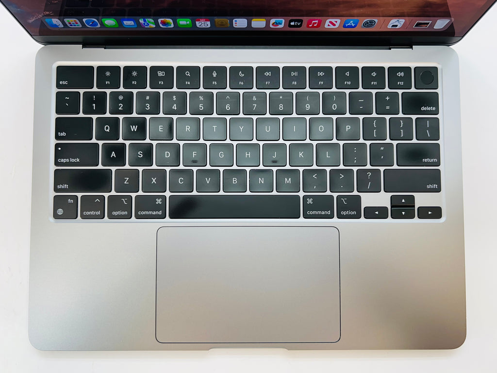Apple 2022 MacBook Air 13" M2 (8-Core GPU) 16GB RAM 256GB SSD - Very good