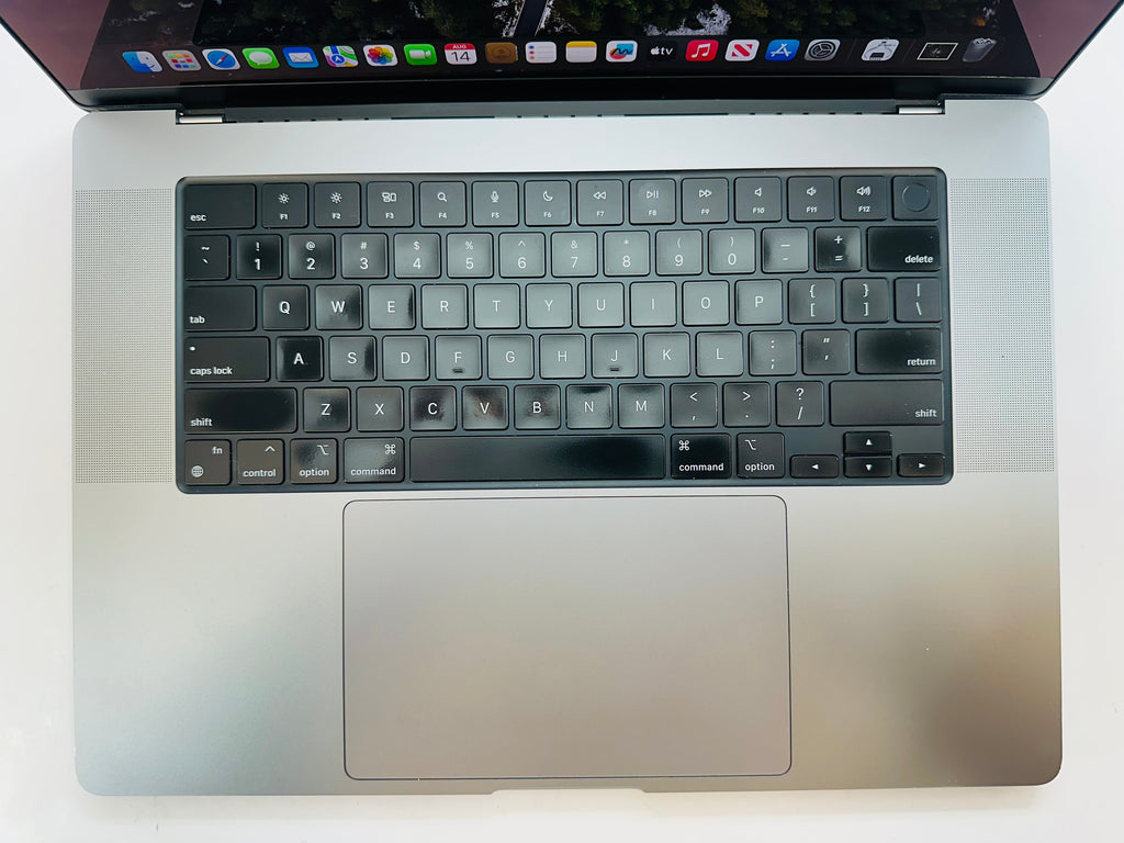 Apple 2021 MacBook Pro 16" M1 Max (32-Core GPU) 32GB RAM 1TB SSD - High cycles