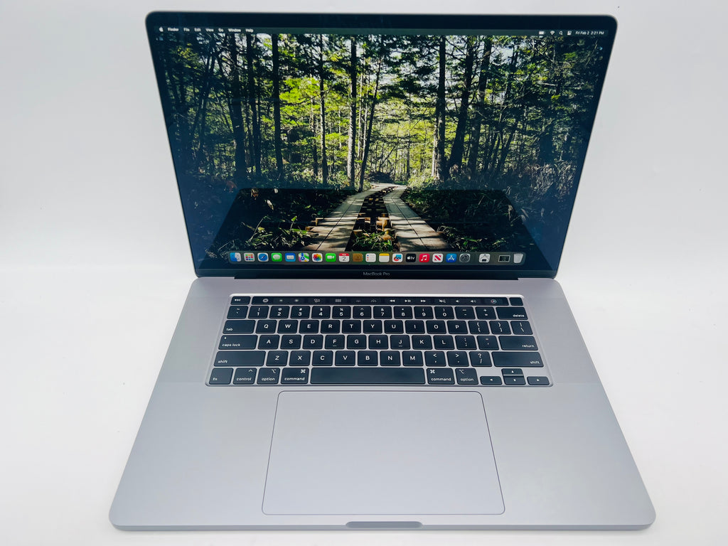 Apple 2019 MacBook Pro 16" 2.6GHz i7 32GB RAM 4TB SSD RP5300M 4GB - Very Good