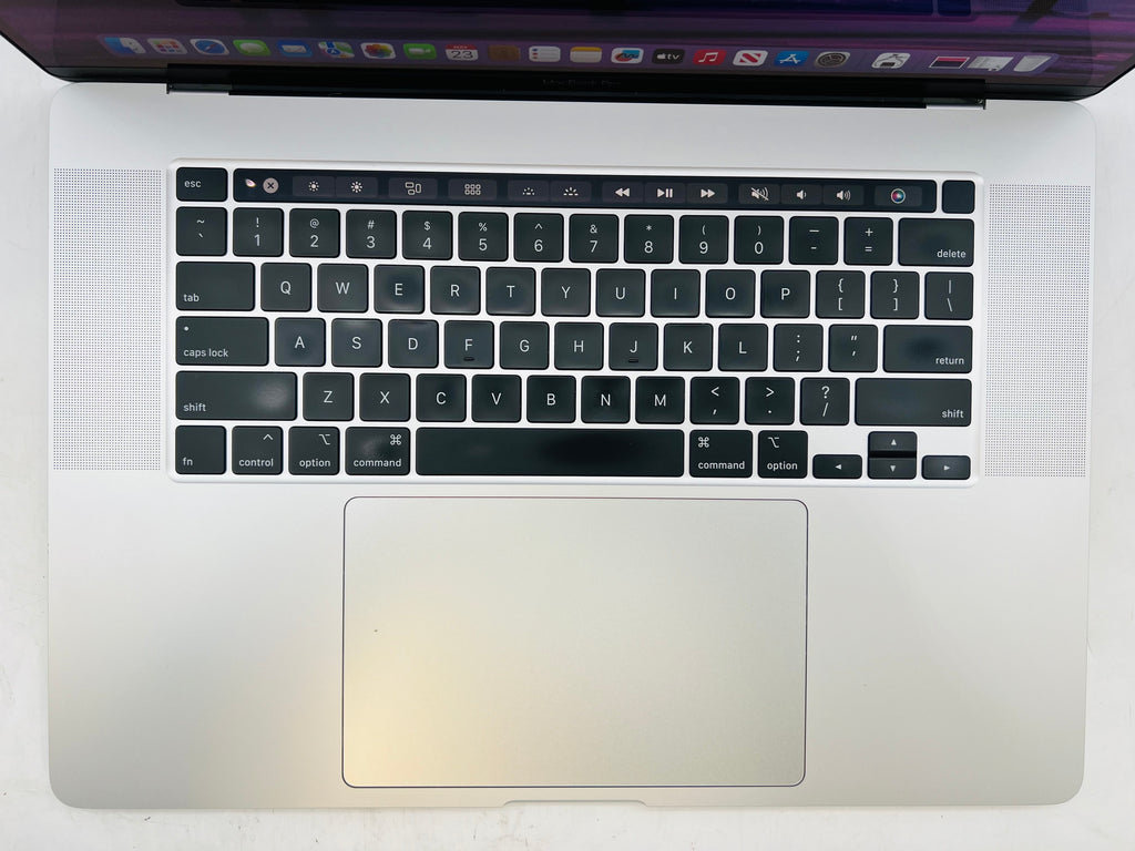 Apple 2019 MacBook Pro 16" 2.3GHz i9 16GB RAM 1TB SSD RP5500M 4GB - Very good