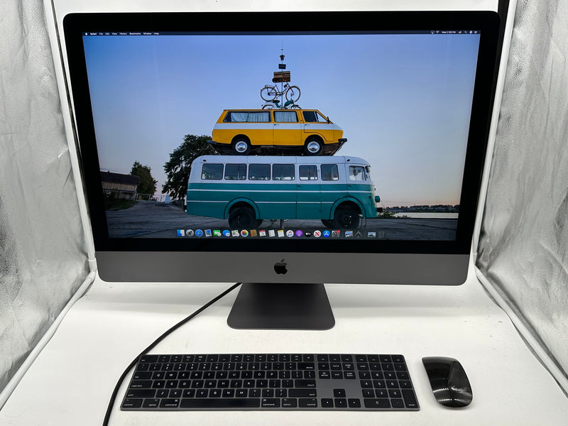 Apple 2017 27 in iMac Pro 5K Retina 2.5GHz 14-Core Xeon W 64GB 2TB SSD Vega56 8GB