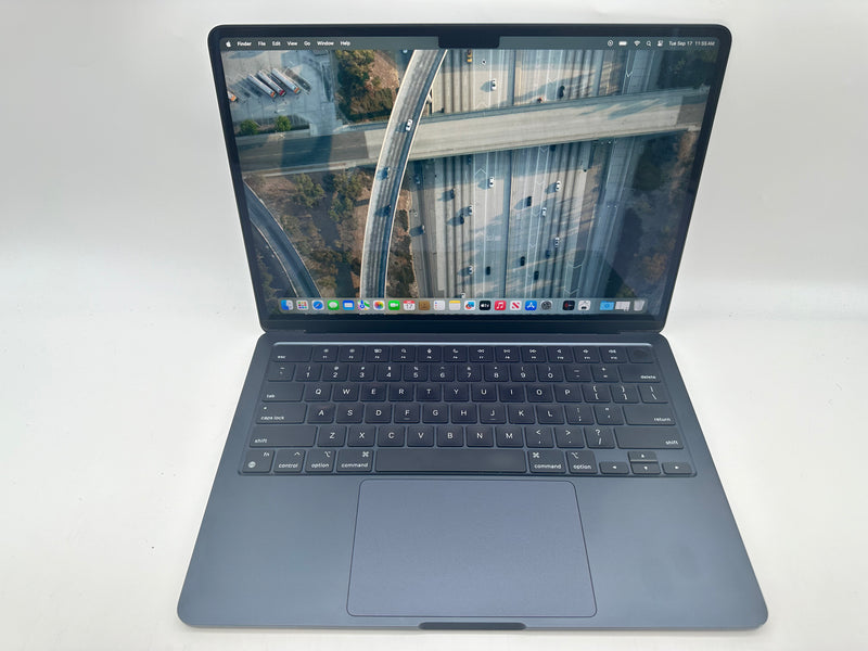 Apple 2022 MacBook Air 13" M2 3.5GHz (10-Core GPU) 24GB RAM 512GB SSD -Very Good (Copy)