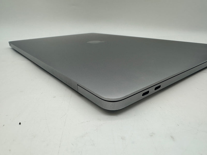 Apple 2019 MacBook Pro 16" 2.4GHz i9 32GB RAM 2TB SSD RP5500M 8GB - Excellent