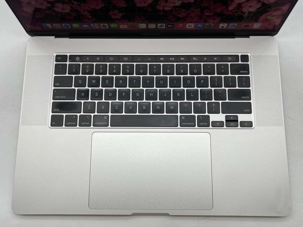 Apple 2019 16 in MacBook Pro TB 2.3GHz 8-Core i9 16GB 1TB SSD RP5500M Silver