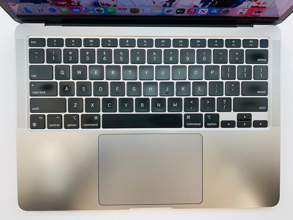 Apple 2020 MacBook Air M1 3.2GHz (8-Core GPU) 16GB RAM 512GB SSD - Good