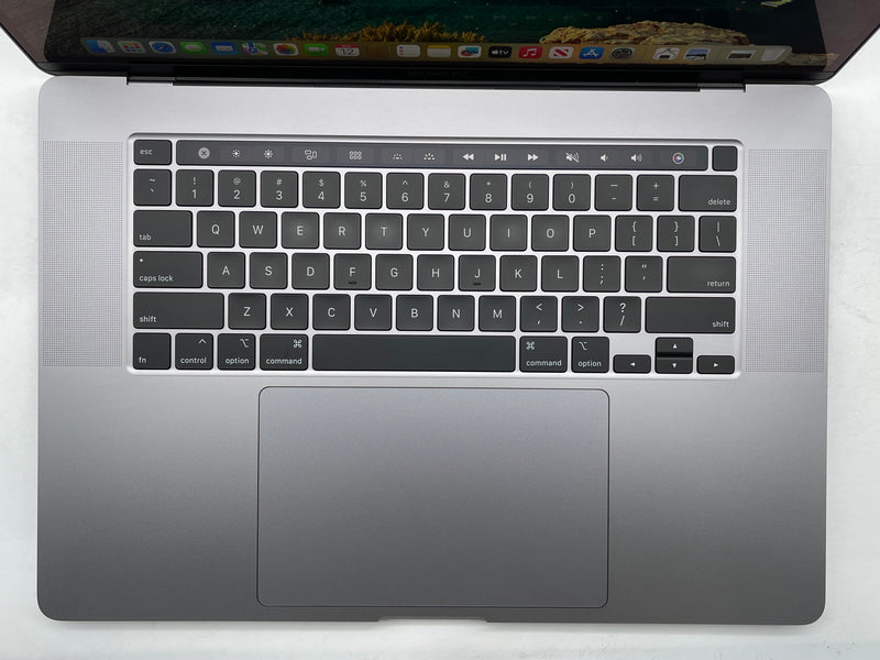 Apple 2019 16 in MacBook Pro TB 2.4GHz 8-Core i9 64GB 2TB SSD RP5500M 4GB Space Gray