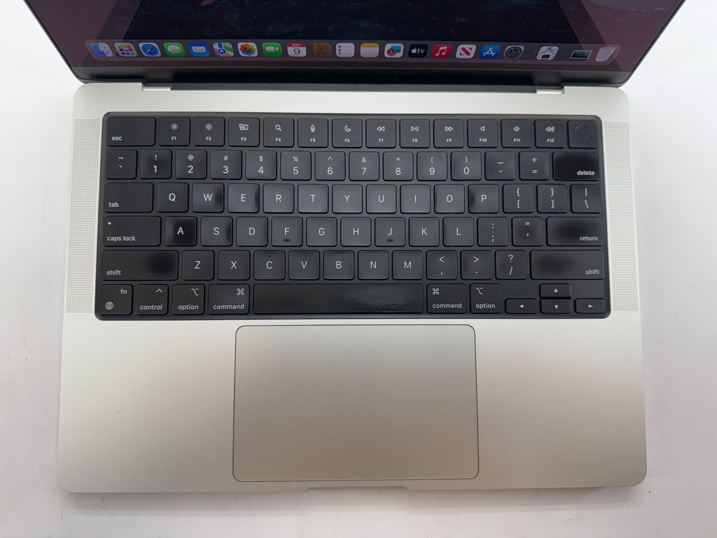 Apple 2021 MacBook Pro 14" M1 Max (32-Core GPU) 64GB RAM 8TB SSD - Very good