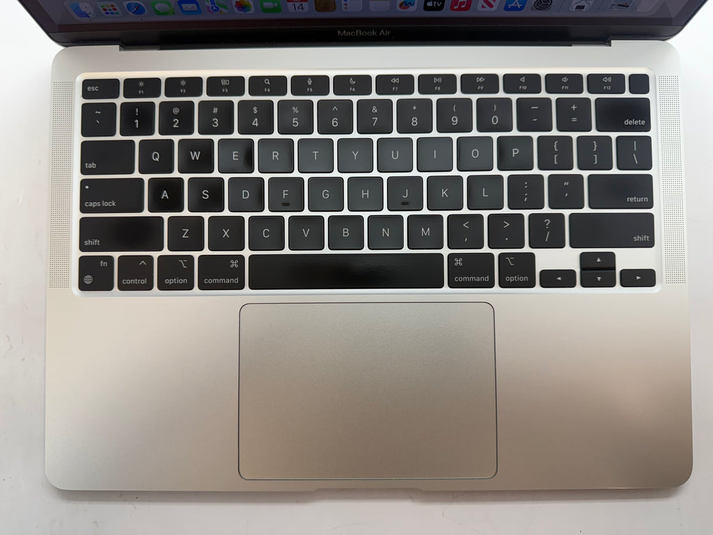 Apple 2020 MacBook Air M1 3.2GHz (7-Core GPU) 8GB RAM 512GB SSD - Very good