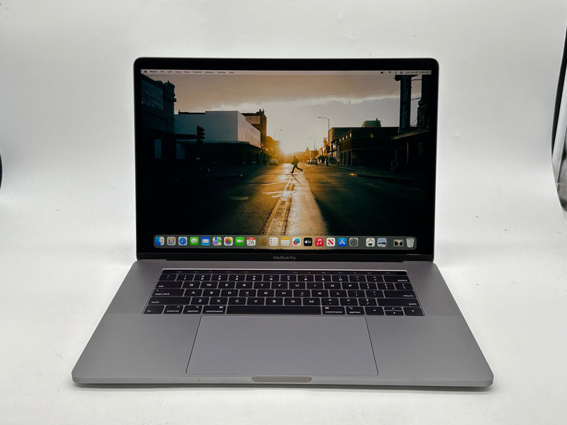 Apple 2019 15 in MacBook Pro TB 2.6GHz 6-Core i7 16GB 256GB SSD RP555X Space Gray