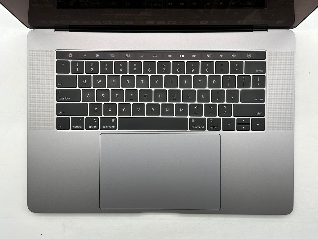 Apple 2019 15 in MacBook Pro TB 2.4GHz 8-Core i9 32GB 1TB SSD RP560X