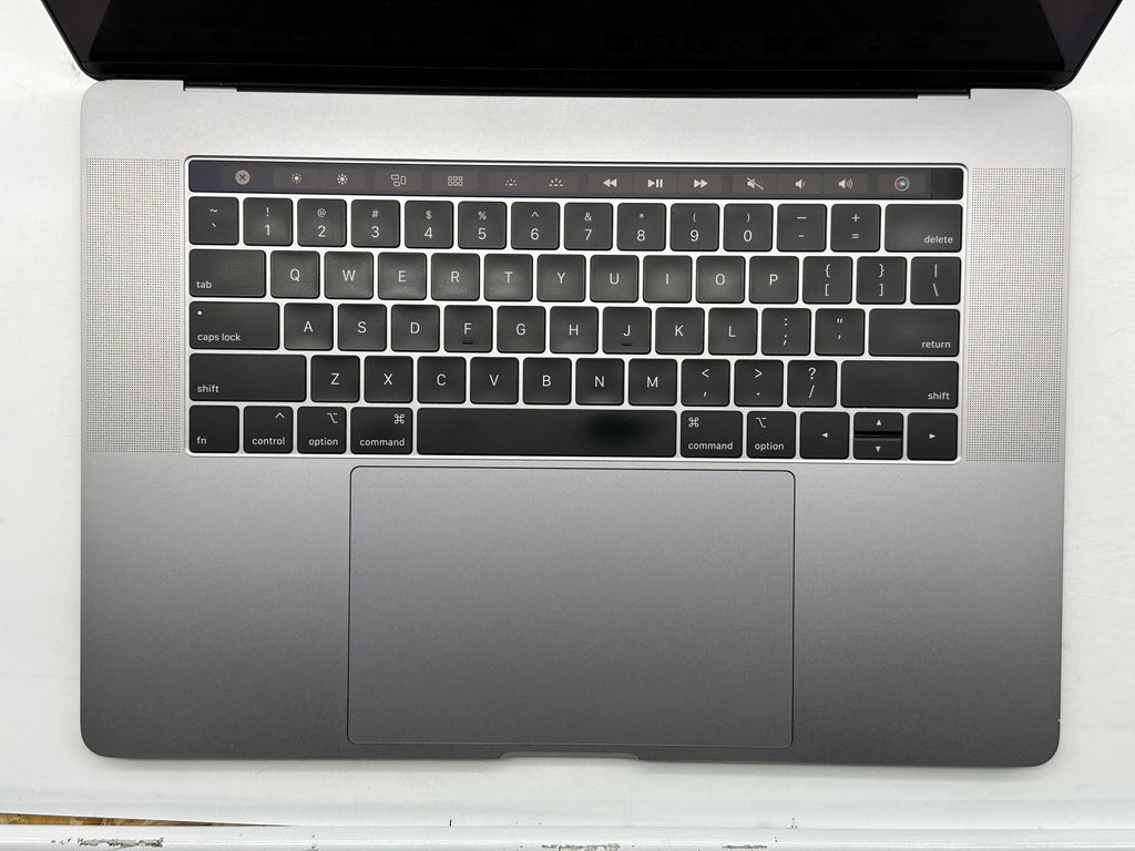 Apple 2019 15 in MacBook Pro TB 2.4GHz 8-Core i9 32GB 512GB SSD RP555X Space Gray